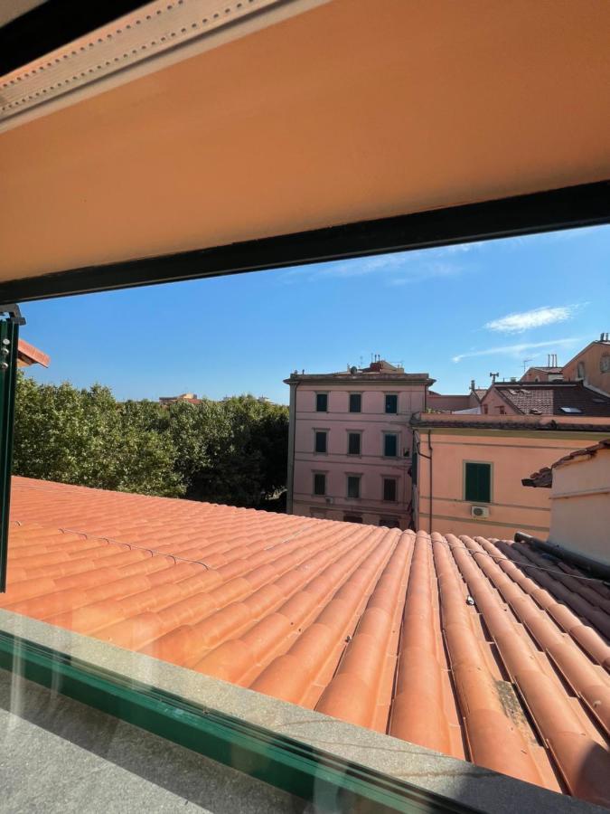Il Cappellaio Matto Apartment Livorno Exterior photo